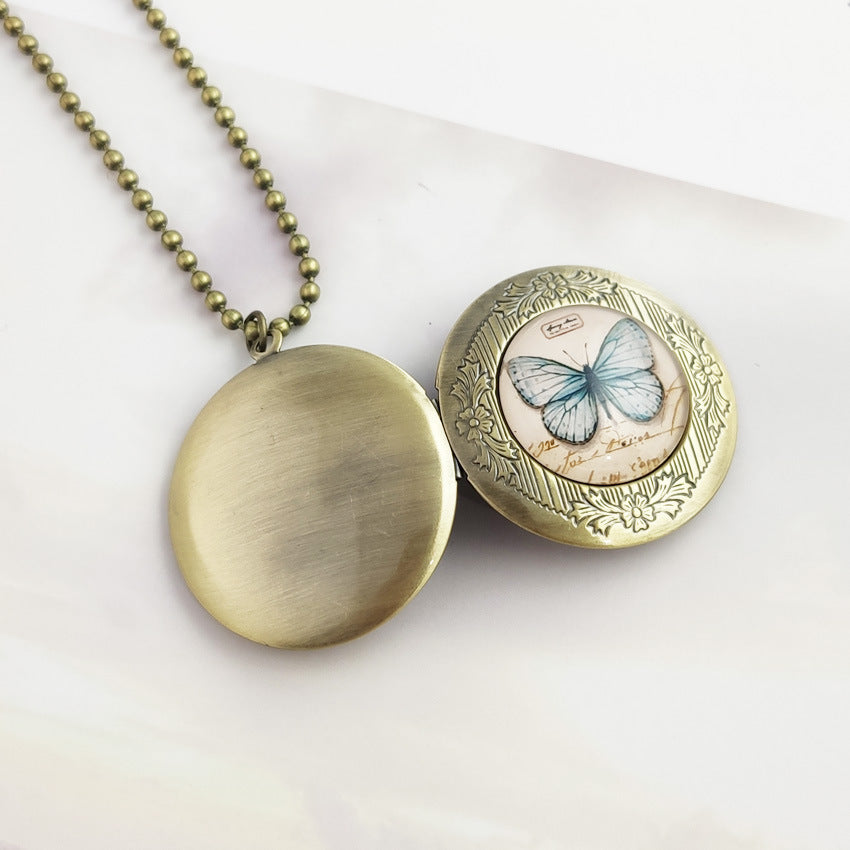 Vintage Butterfly Locket - Timeless Elegance and Charm - Boho & Butterflys